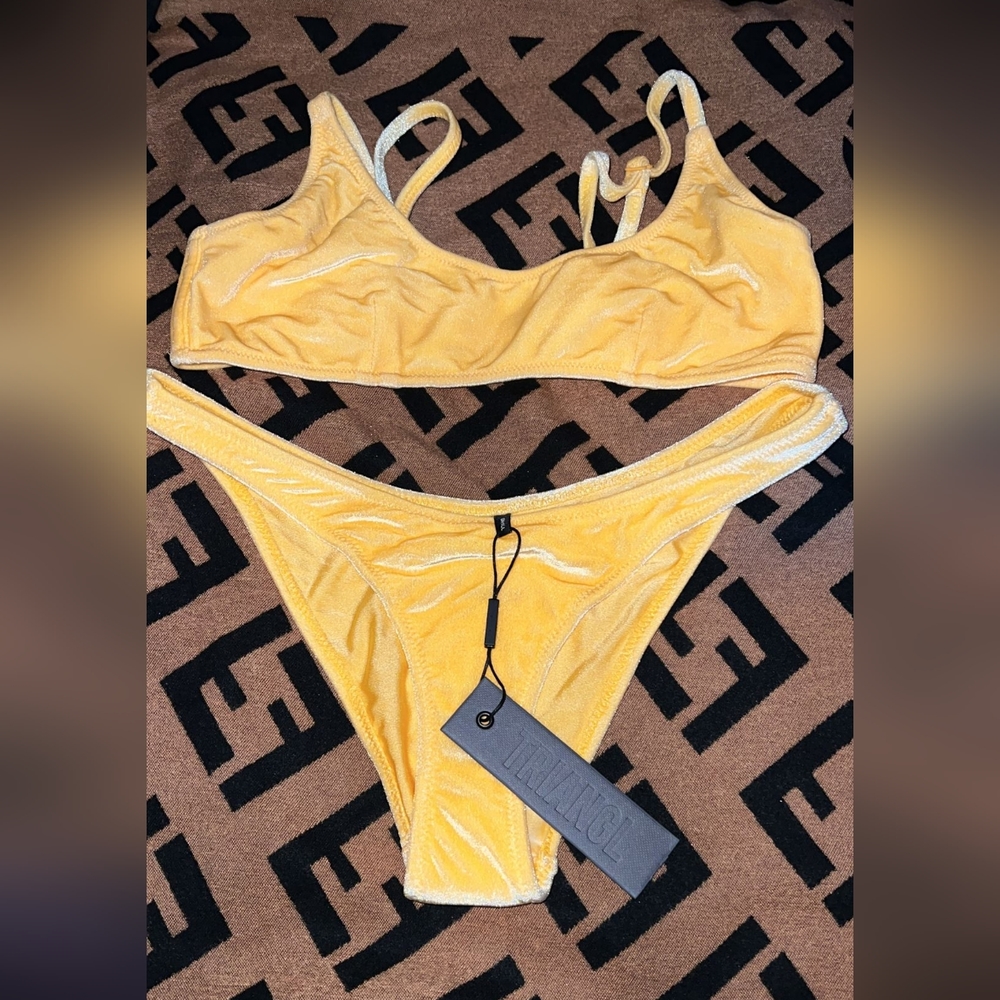 COPY - Triangl
